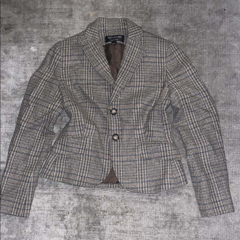 Signature Blazer/Pants suit ready for work for you